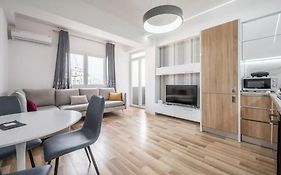 Miku Apartment-Incredible City View 2Bd Apartment At Myslym Shyri